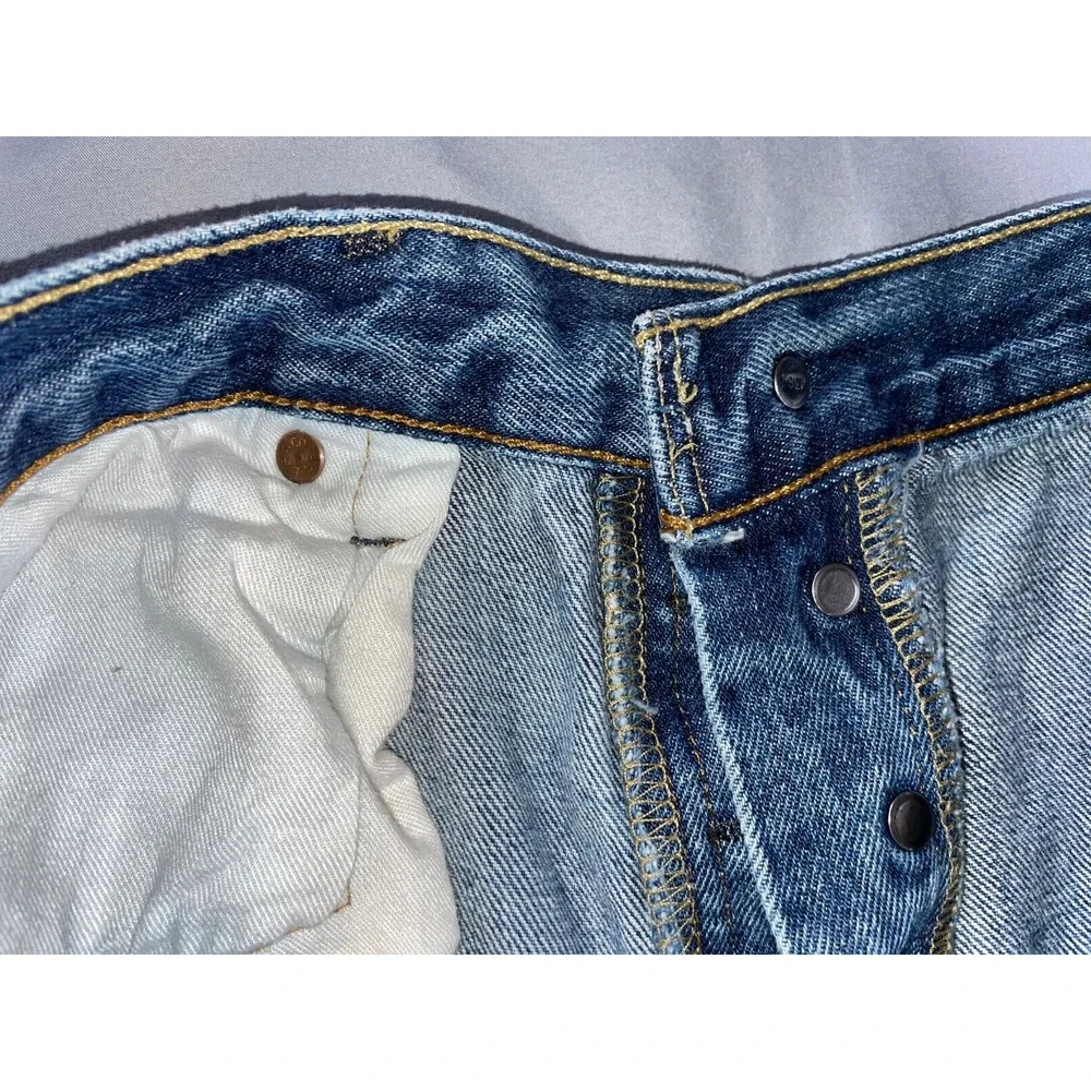 Levi's Vintage 501 Classic Straight Button Fly Denim Jeans. Men's 36X33, GUC!!
